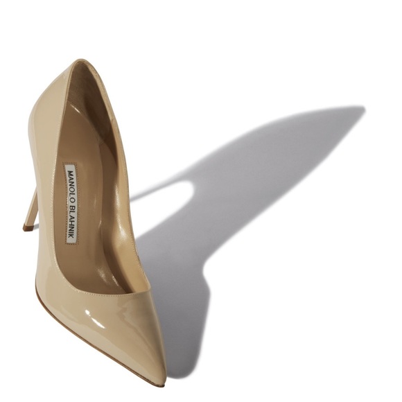 FINAL Manolo Blahnik Patent Nude Pump - Picture 12 of 13